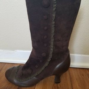 NIB BC Footwear Suede and Leather Boots 9